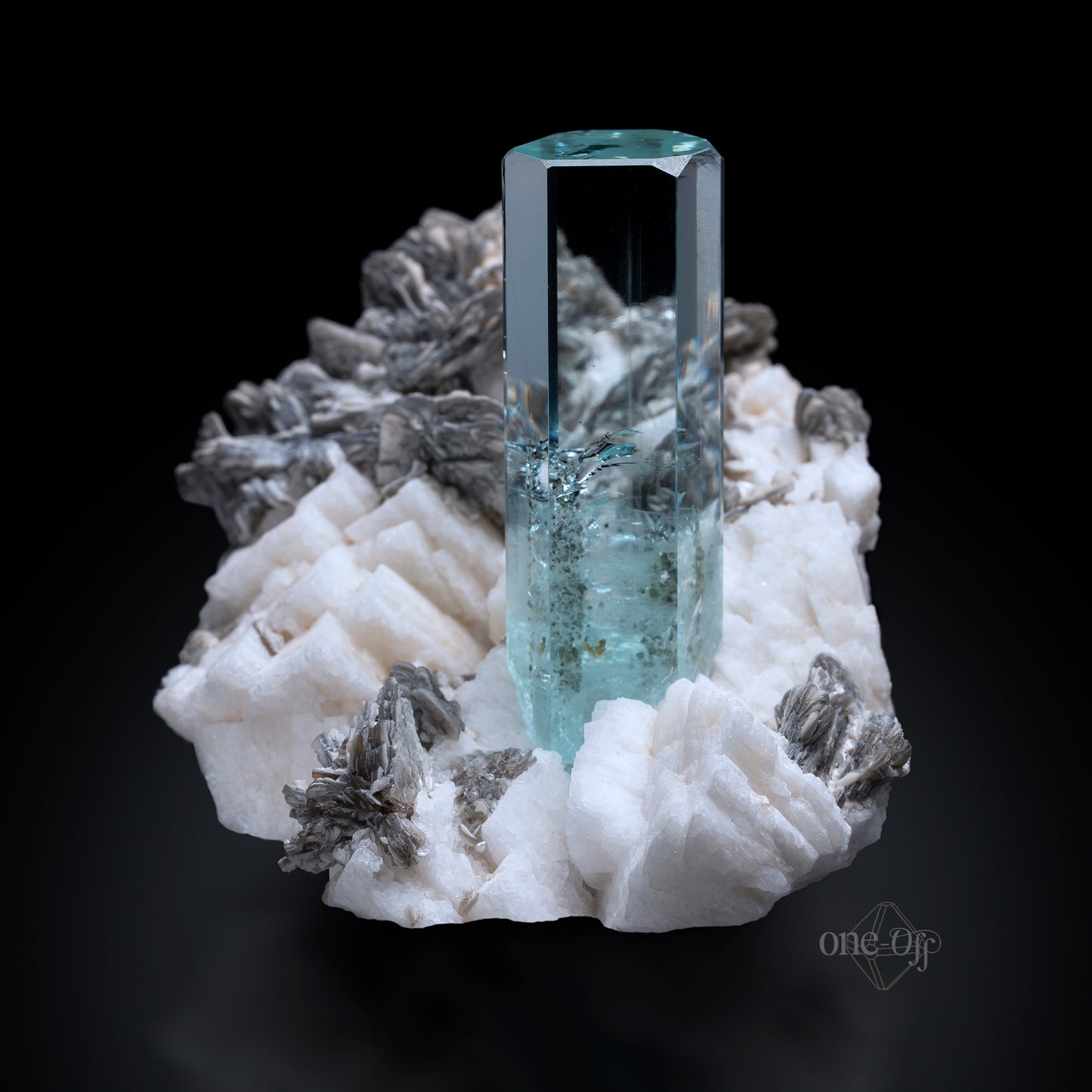 Aquamarine on Feldspar