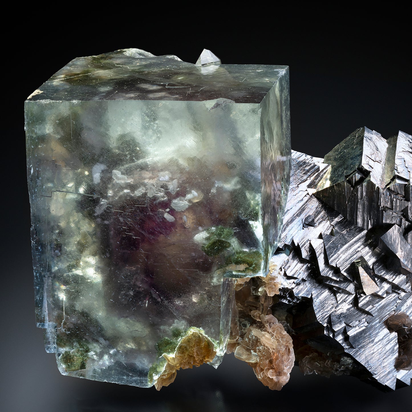 Fluorite & Arsenopyrite